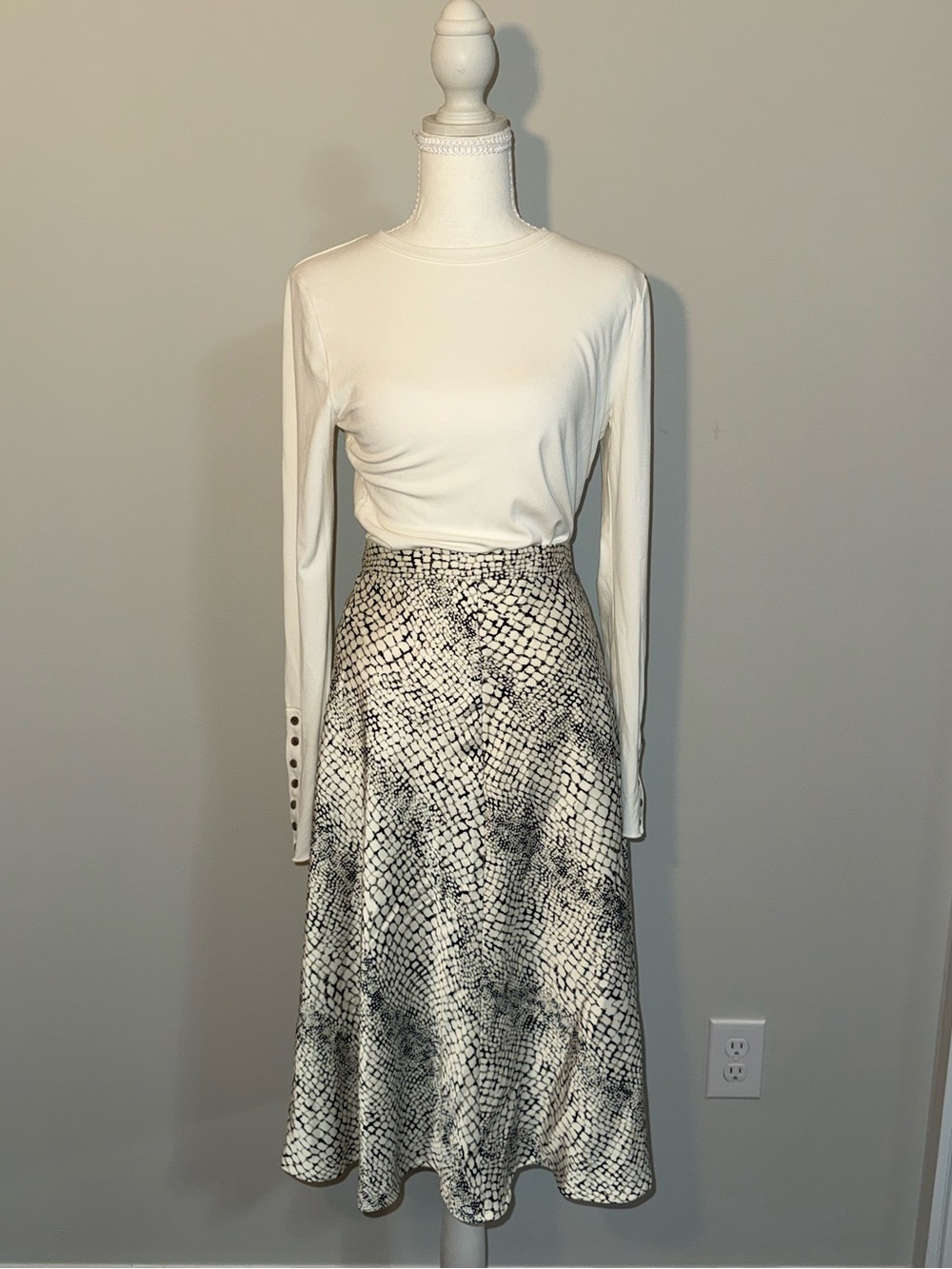 J.Crew Ivory White Ruched Long Sleeve Top Size M